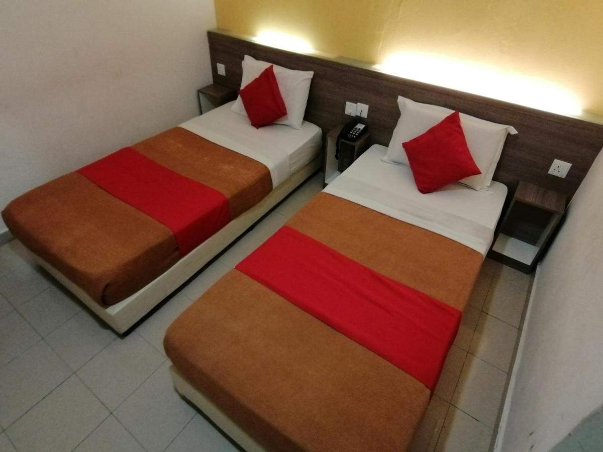 马六甲拉雅黄色庄园酒店 Malacca 外观 照片